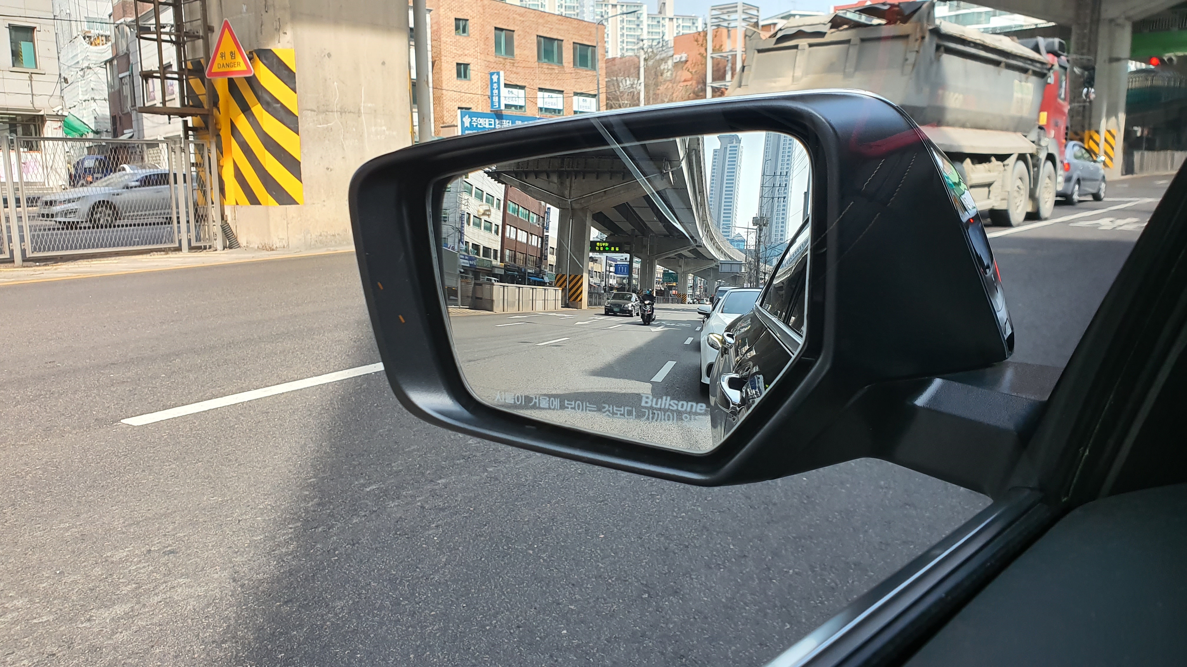 와이드 해져서 좋네요