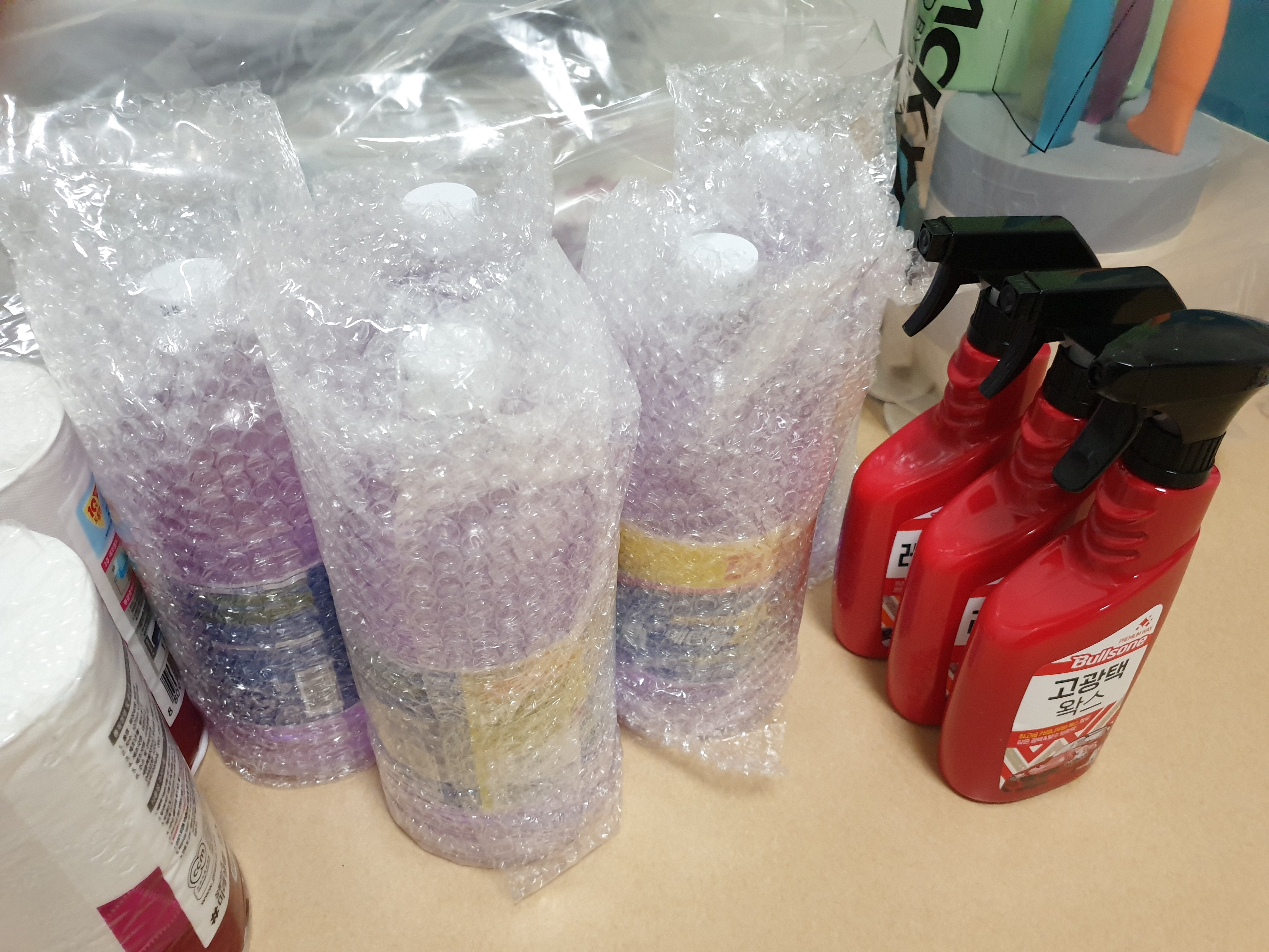 배송 너무빠르고 포장도 꼼꼼히 해주시고 제품도 완전 만족합니다