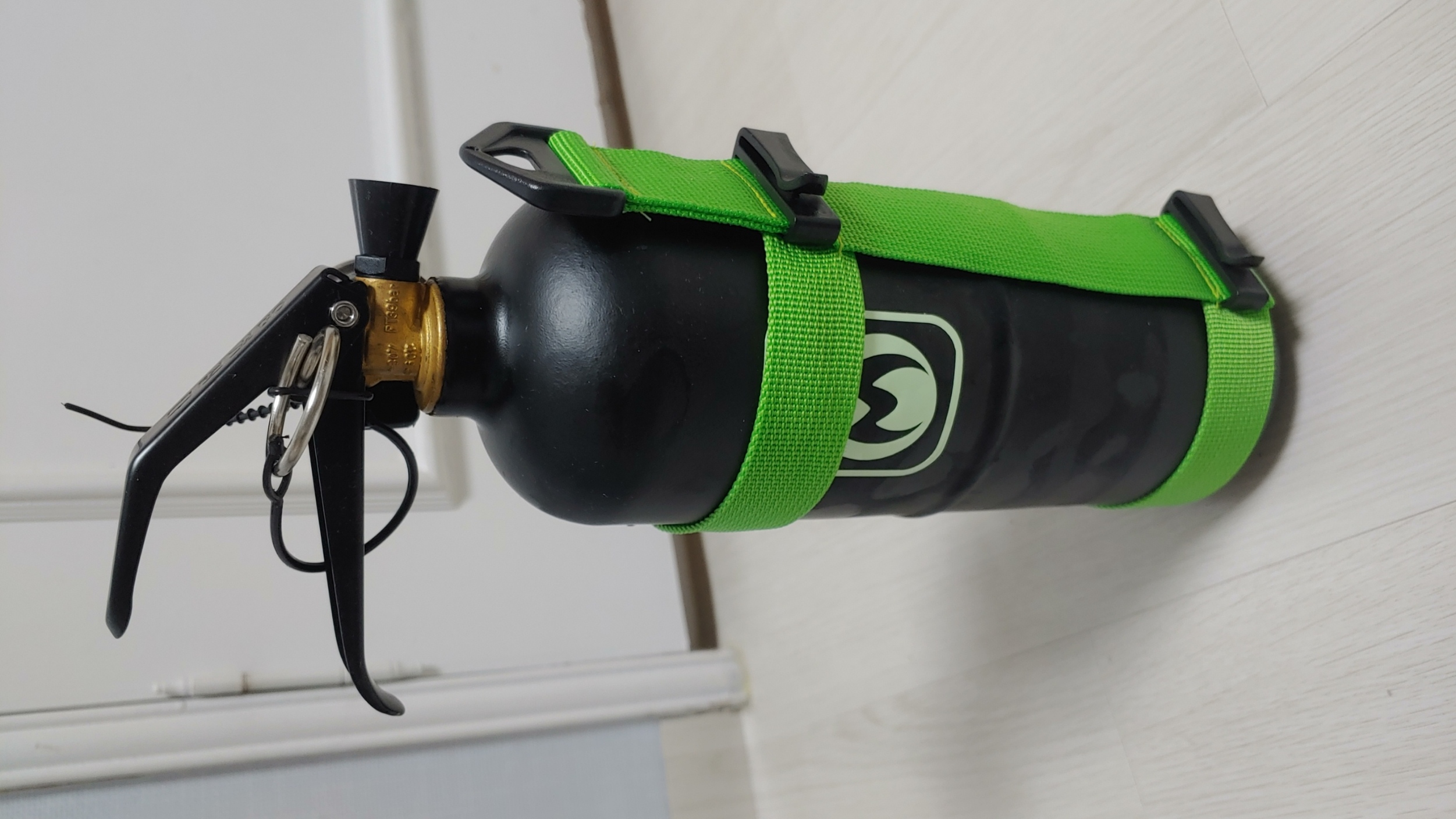 기존에 차량용 소화기 비치하던 유저입니다.