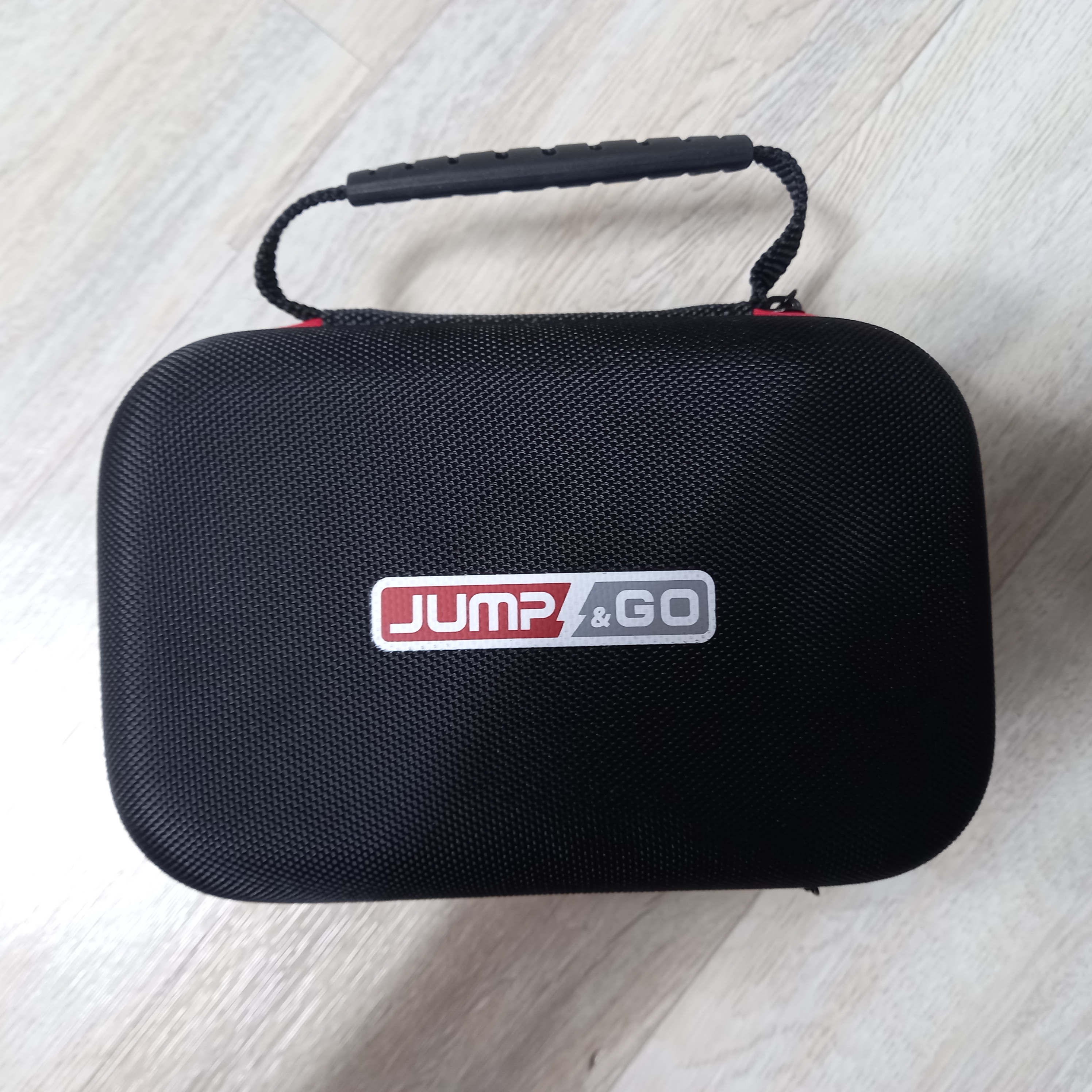 오늘 제품 받았어요.