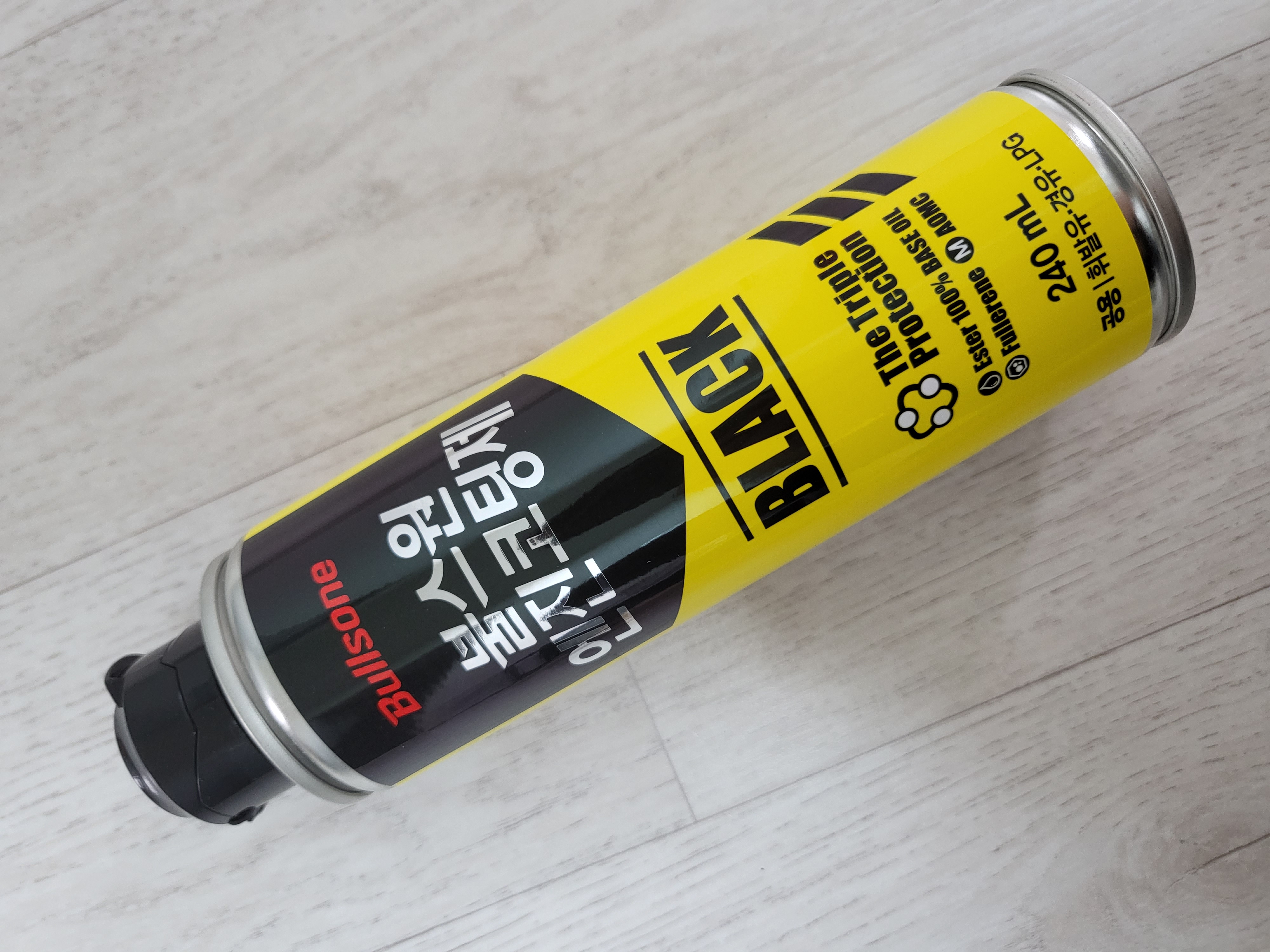 엔진코팅제랑 불스원 블랙 같이 주문했어요~