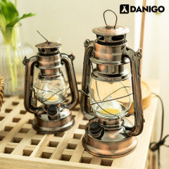 add_vintage_lantern_20221101_482070.jpg
